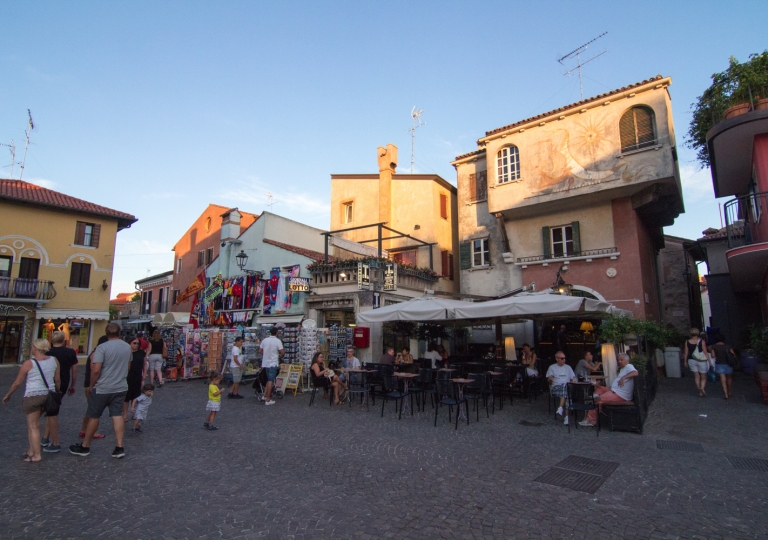 Italien
