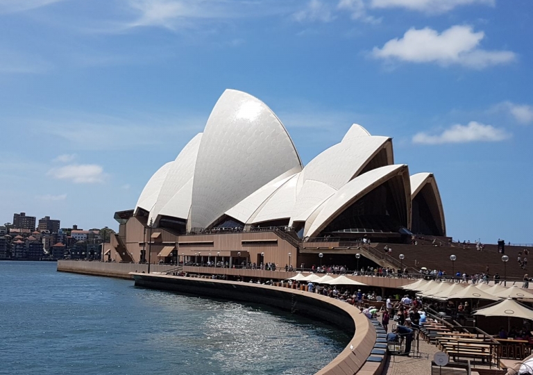 Australien